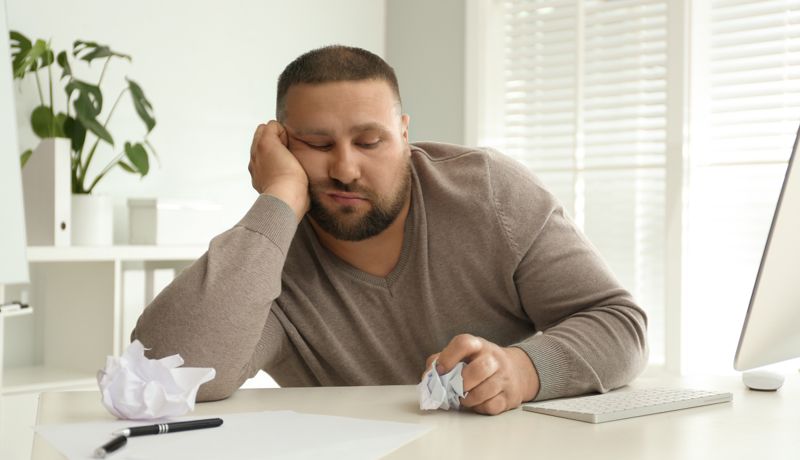 Не идут работать за 600 тысяч тенге: министр труда об усилении закона для безработных