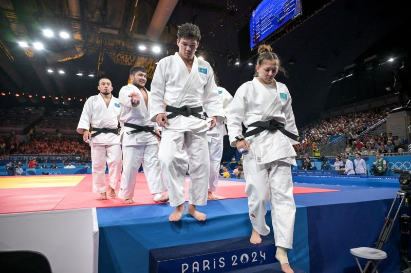 Казахстанская команда дзюдоистов уступила бразильцам и закончила выступления в Париже