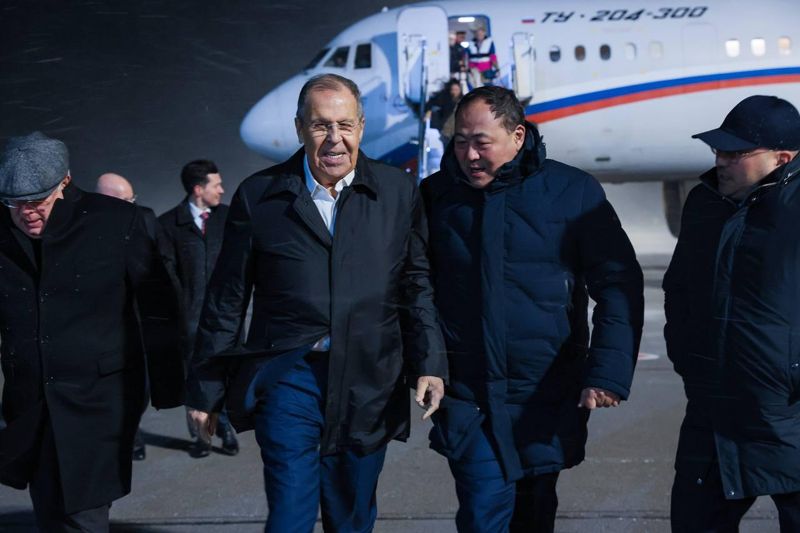 Сергей Лавров прибыл в Казахстан