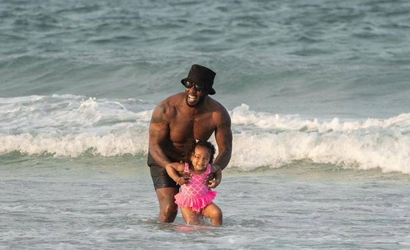 После продолжительного молчания P. Diddy опубликовал первый пост в соцсетях