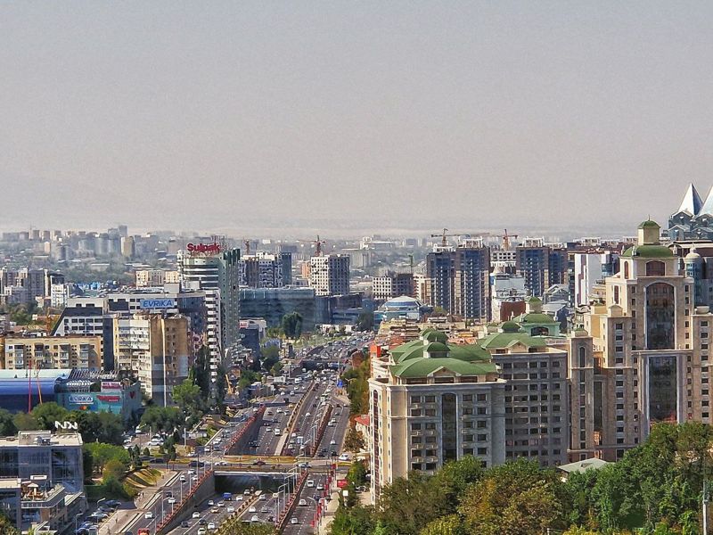 На всё воля Досаева: в Алматы сменили начальников и создали новые управления