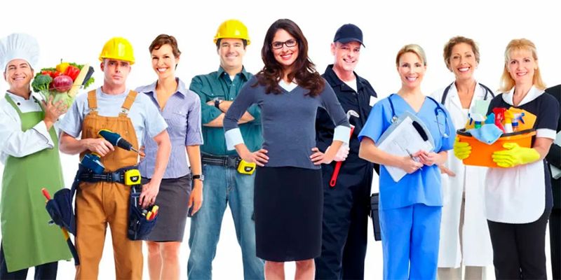 Бухгалтеры, охранники и продавцы: что происходит на рынке труда в Казахстане?