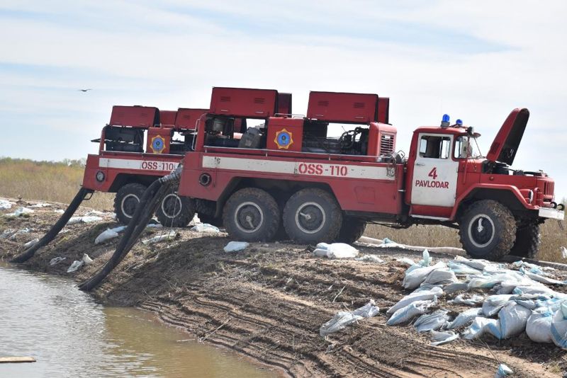 Более 5 тысяч казахстанцев до сих пор находятся в пунктах временного размещения из-за паводков