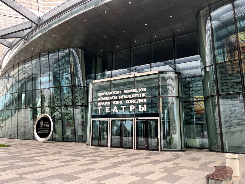 Привлечь бизнесменов к строительству театров предложил Токаев