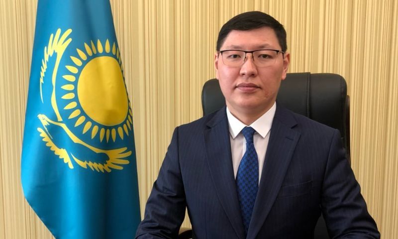 Аким Актау пригрозил мошенникам судом за использование своего фото