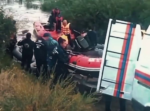 Тело 8-летнего мальчика достали из Тобола: его искали пять дней