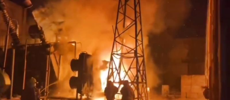 Трансформатор с 80 тоннами масла горел в Таразе