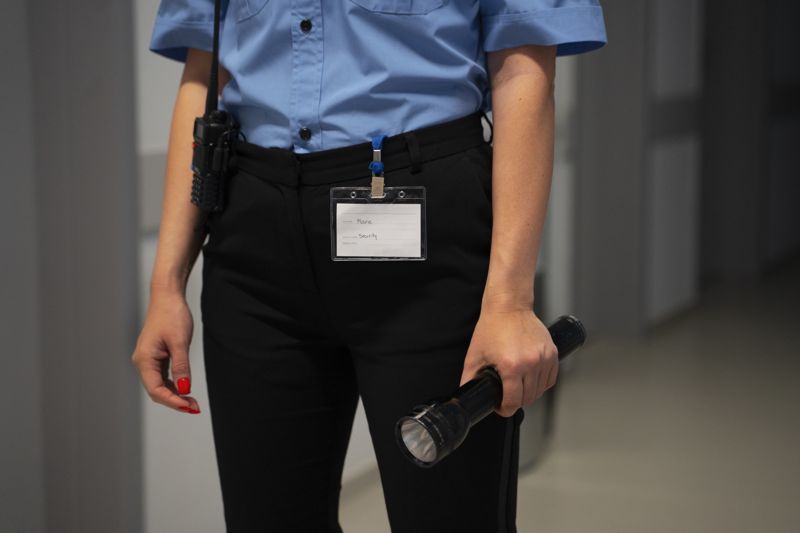 В школе Атырауской области пытались завысить цены на услуги охраны на 44 млн тенге