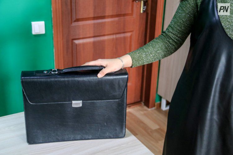 Павлодарскую чиновницу наказали за продажу алкоголя после 21:00