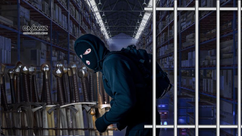 Встреча на автовокзале "Сайран" в Алматы закончилась кражей 173 сабель