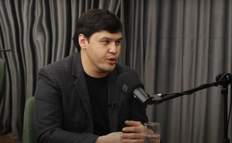 Брат Салтанат Нукеновой готовит иски в суд за клевету в казнете