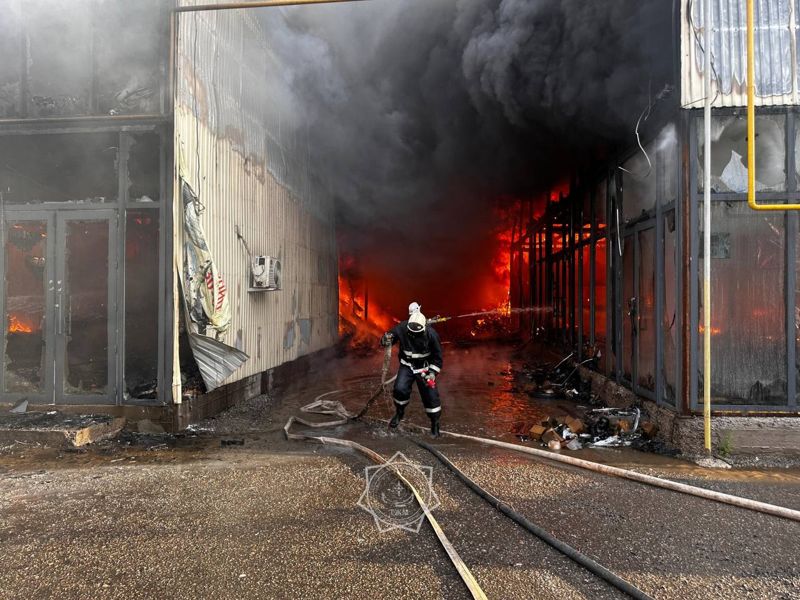 Очередной пожар: почему алматинская барахолка горит несколько раз в год 