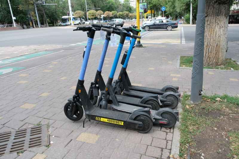 Будут ли контролировать скорость самокатов, рассказали в МВД