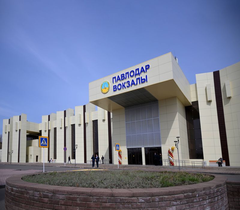 В Павлодаре впервые за 43 года отремонтировали железнодорожный вокзал