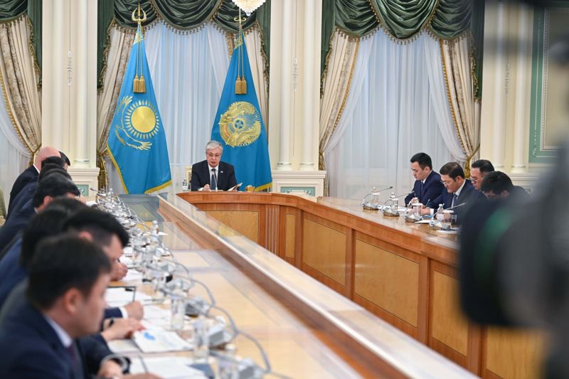 Токаев решил привлекать иностранных туристов горами Алматы, пляжами Мангистау и курортом Боровое