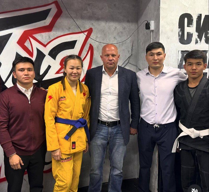 Сестра Шавката Рахмонова получила должность в МЧС