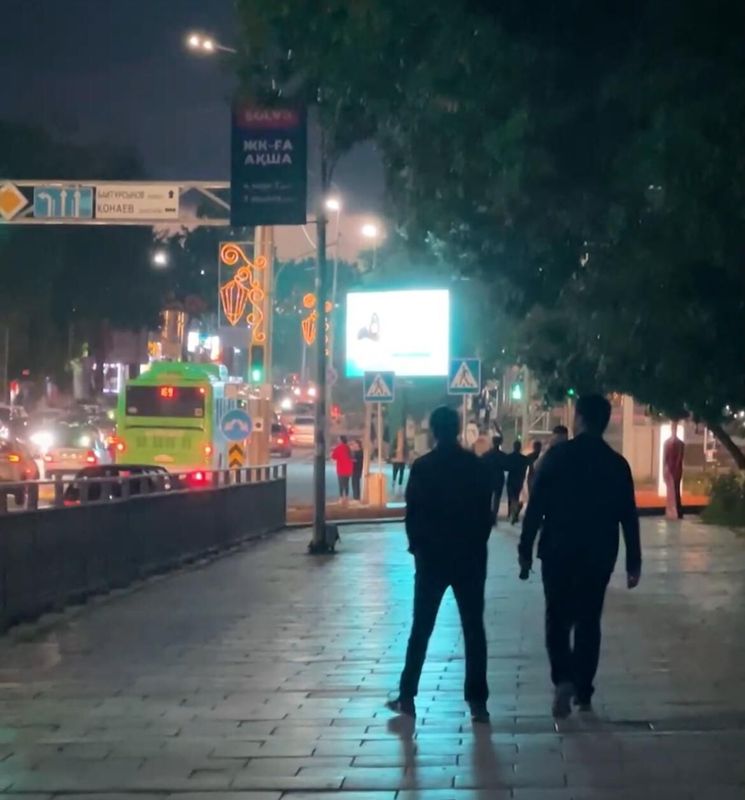 Народное голосование по замене 6 км тротуара объявил акимат Шымкента