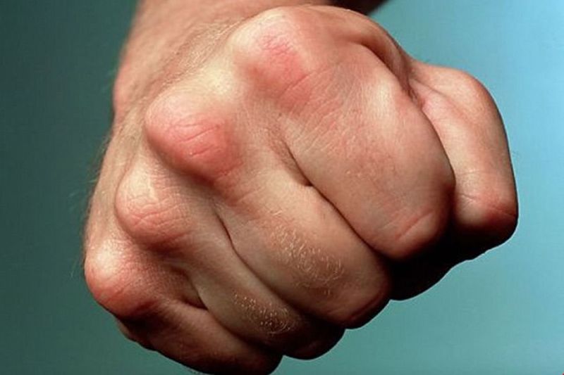 Житель Актау получил срок за избиение продавщицы в магазине