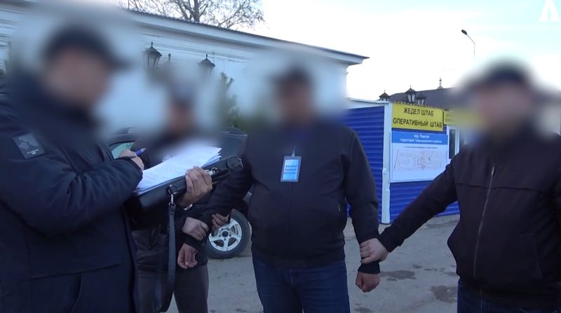 Заместителя районного акима в СКО подозревают в получении взятки в 10 млн