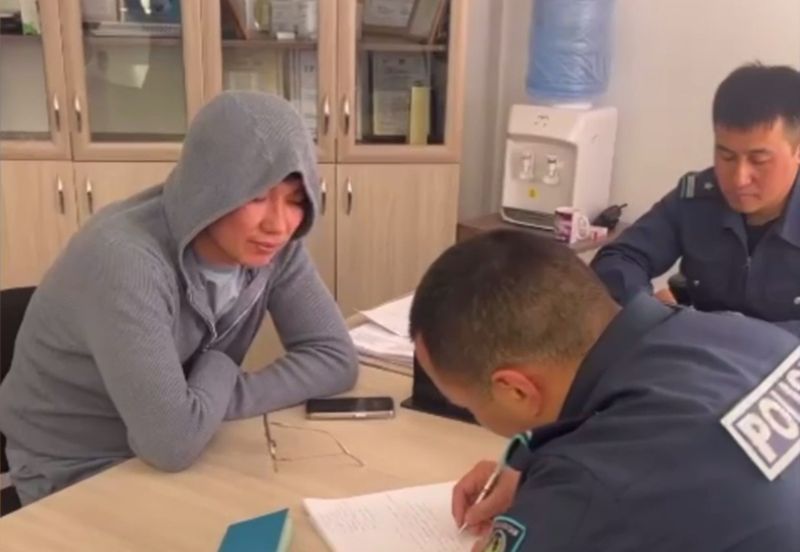 Кайрата Нуртаса оштрафовали за нецензурную брань