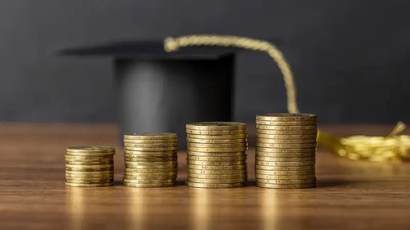 Гранты на обучение в престижном университете продавал мошенник в Астане