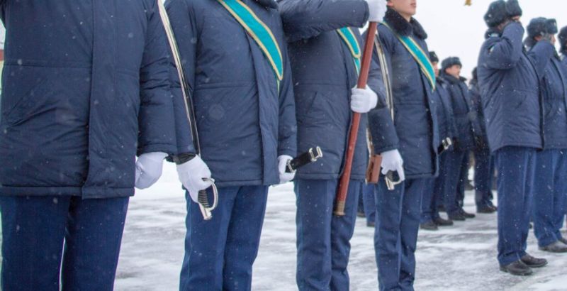 Битва прокуроров и военных за полушубки: за что в Алматы судят офицеров