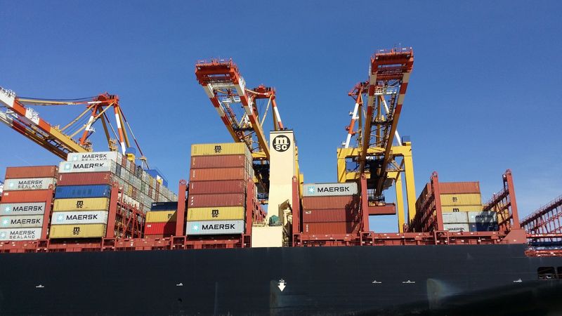 Импорт Казахстана из России сократился до десятилетнего минимума 