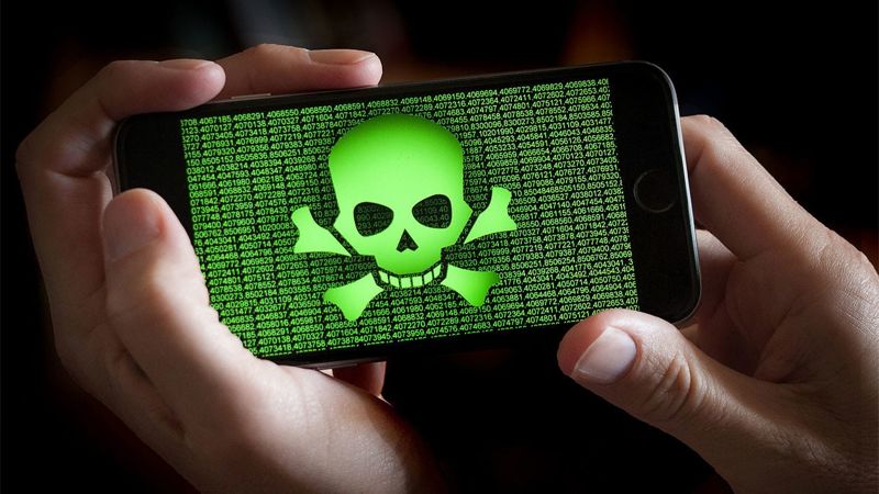 Об угрозе заражения шпионским ПО вновь предупреждает пользователей Apple