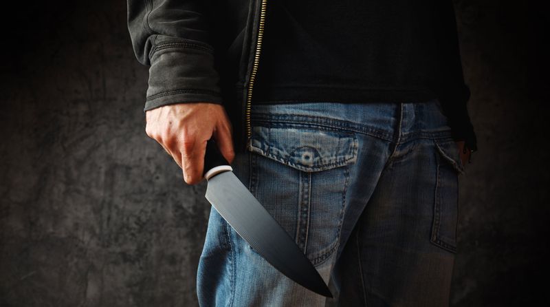 Объявили план "Перехват": житель Актобе скрылся после убийства врача и нападения на полицейского