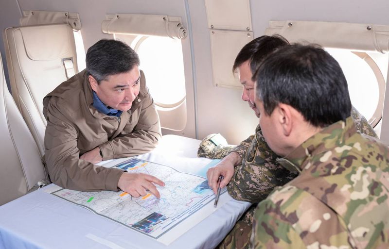 Эвакуацию нужно ускорить: Бектенов о ситуации с паводком в Актюбинской области