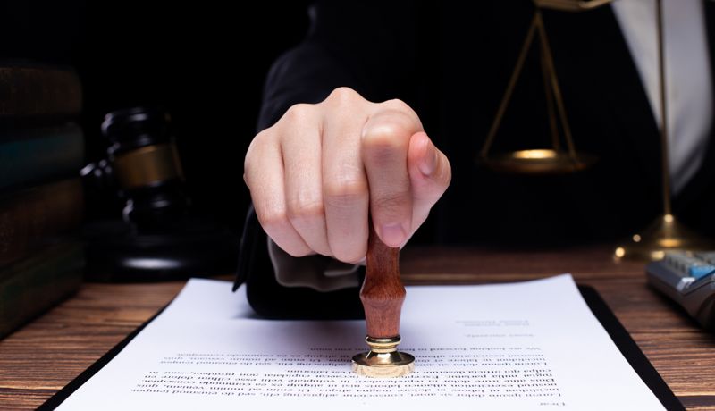 Родная сестра присвоила наследство, скрыв наличие недееспособного брата