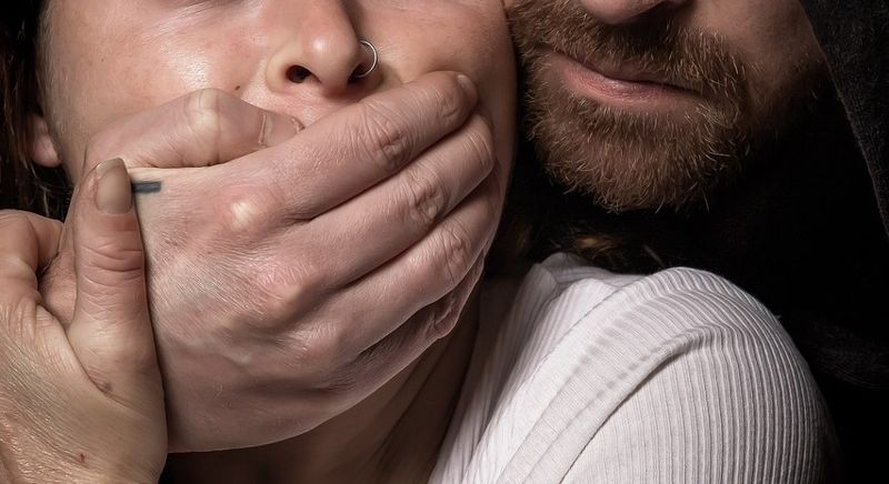 Плохая погода в Астане помешала мужчине похитить бывшую девушку