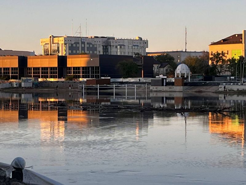 В Атырау продолжает расти уровень воды в реке Урал
