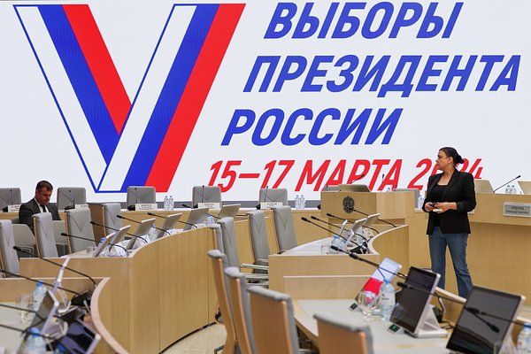 Досрочное голосование на президентских выборах стартовало в России