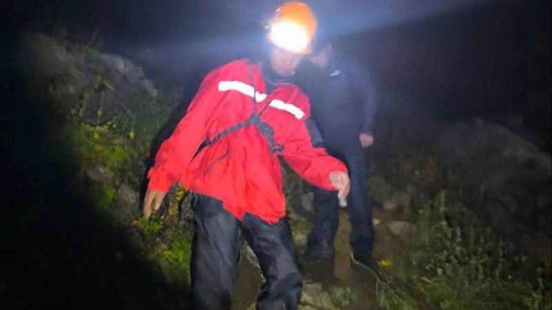 Двух туристов спасли в горах Алматы