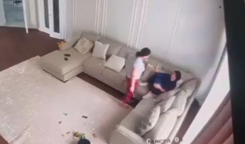 В Шымкенте полиция возбудила уголовное дело на мать, напавшую с ножом на дочь