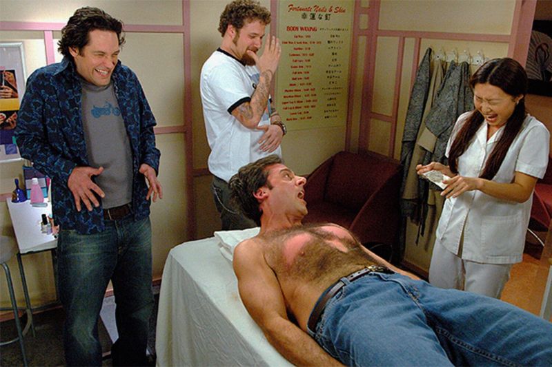 "Это их возбуждает, им нравится боль": откровения мужского мастера по шугарингу