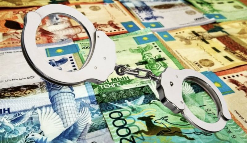 Больше 30 млн тенге за 9 дней похитила сотрудница банка в ВКО