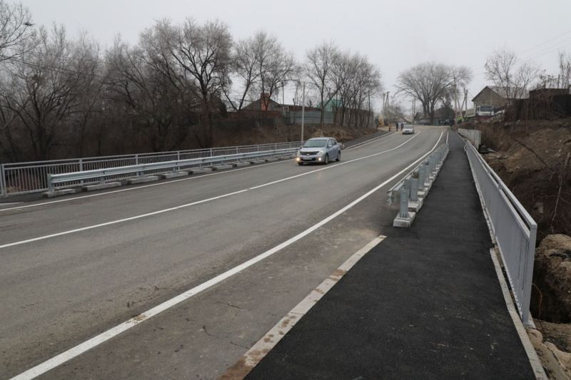 Движение по новому мосту открыли в Алматы