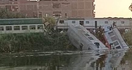 Два поезда столкнулись в Египте - пострадали 20 человек