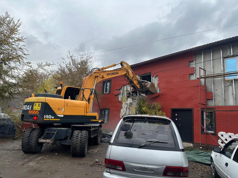 Очередной незаконный объект сносят в Алматы