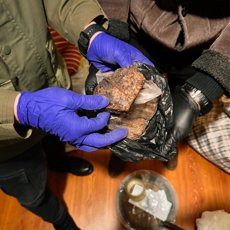 Крупную нарколабораторию ликвидации в Алматинской области