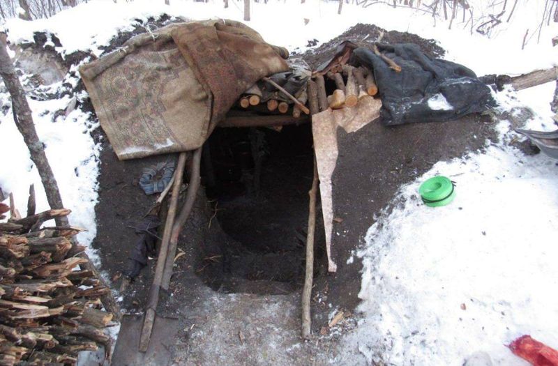 Подозреваемый жил в самодельной землянке, скрываясь от полиции в СКО