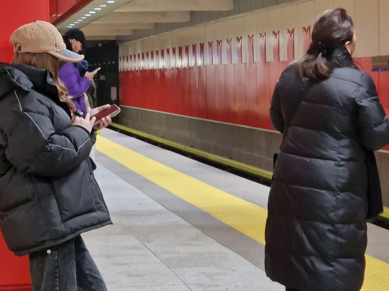 Почему на всех станциях метро Алматы отключили Wi-Fi и когда появится связь?