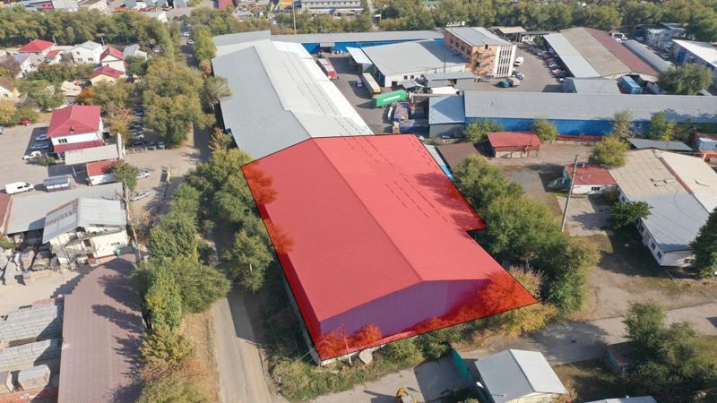 Более 2000 квадратных метров складских помещений сносят в Алматы