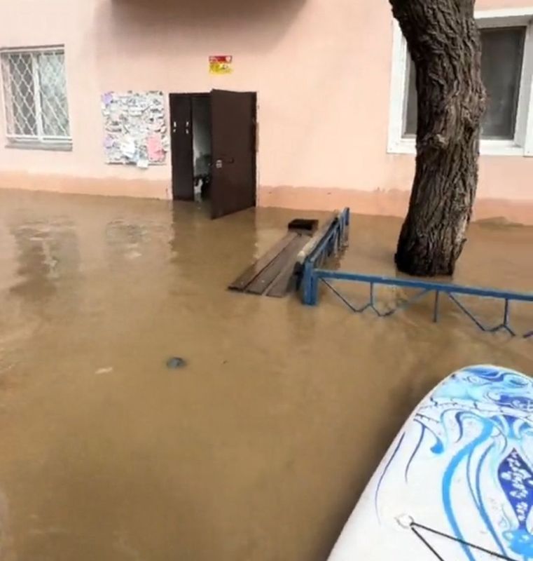 Сёрфингисты появились на улицах Кокшетау