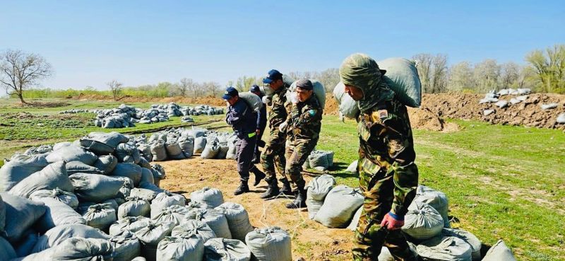 Паводки-2024: в ЗКО перебросили дополнительные силы и укрепляют позиции