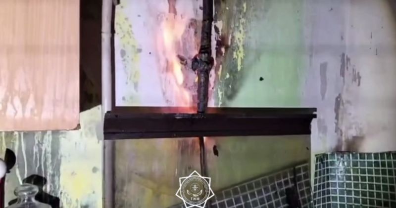 Бытовой газ загорелся в многоэтажке в Хромтау
