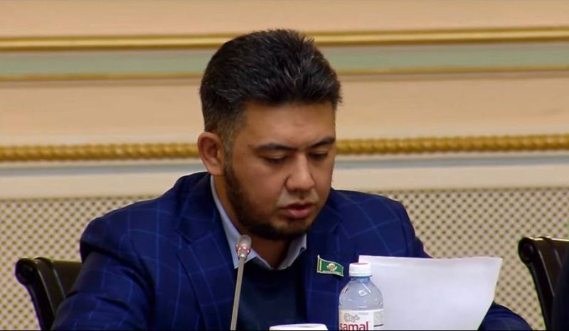 Депутат извинился за мат на сессии маслихата Алматы: накажут ли его?