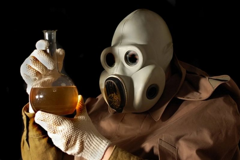 ИИ может помочь террористам в создании биологического оружия - Bloomberg